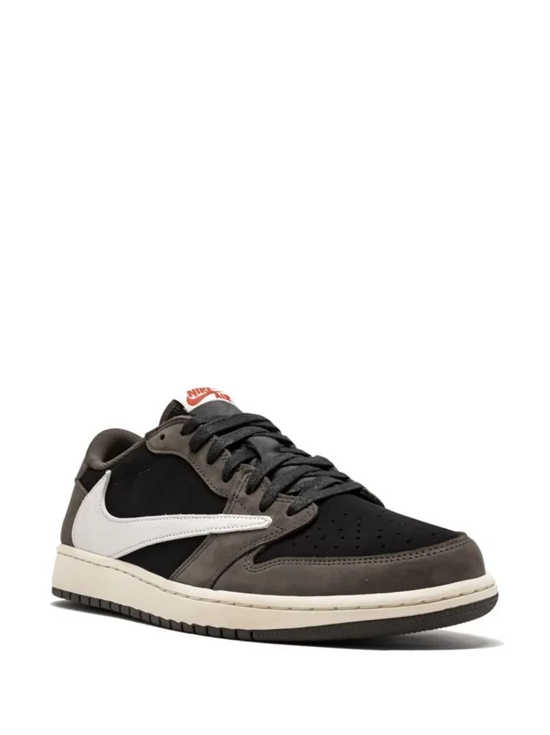 Nike Air Jordan 1 x Travis Scott Low Sneakers - Image 2